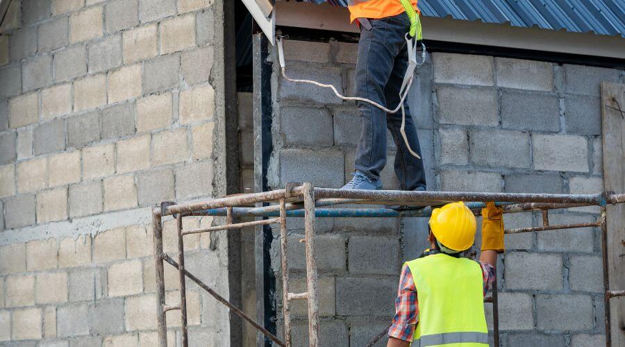 Expert Emergency Roof Repairs services in Fort Bragg, NC